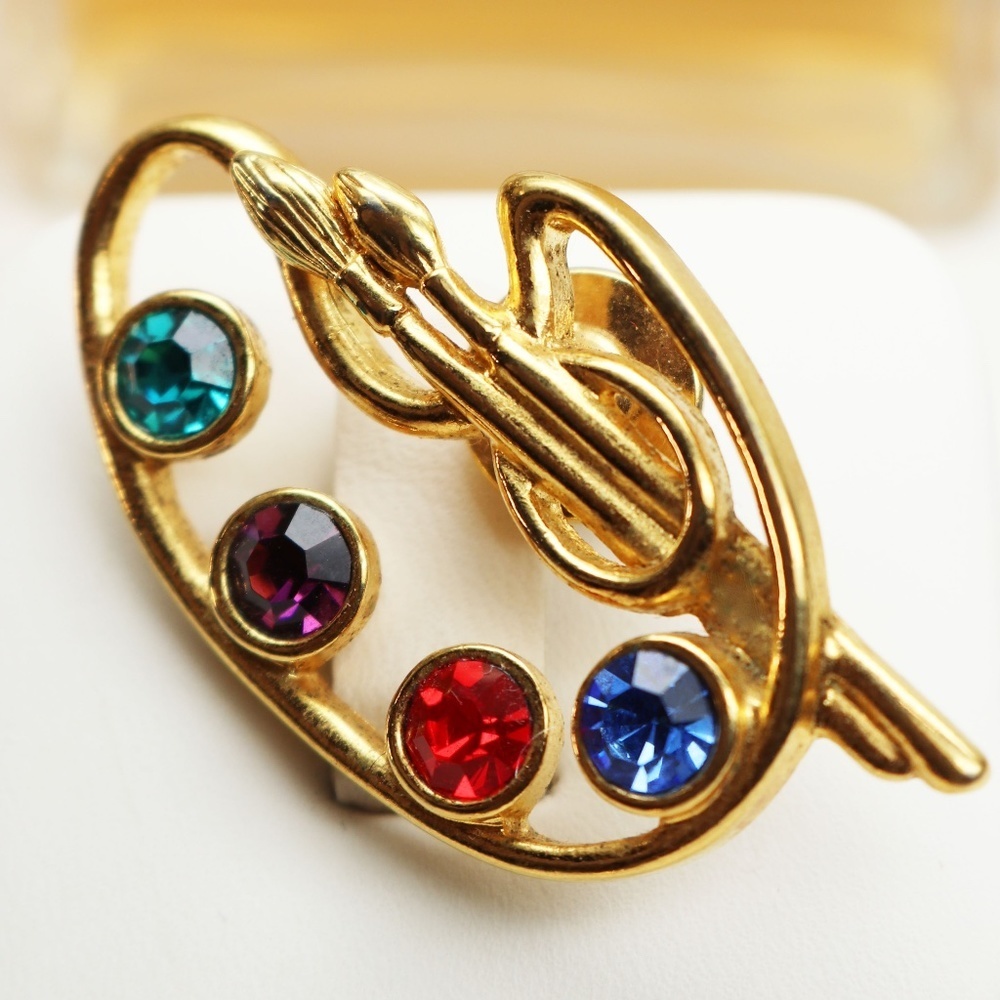 🥳👑 HOST PICK!✨🎨 VINTAGE Artist's Pallete Crystal Brooch by AVON 📣👑✨ - Picture 2 of 5